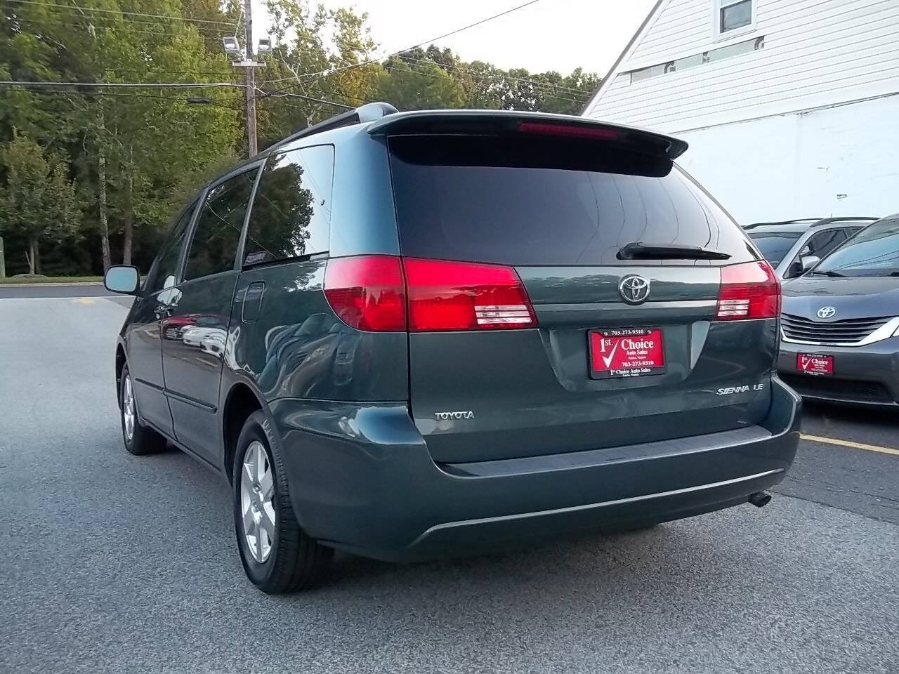Used 2004 Toyota Sienna LE w/ LE Pkg 7 FWD image 3