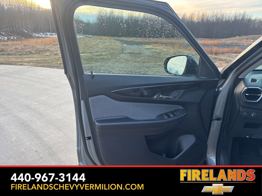 New 2026 Chevrolet TrailBlazer LT w/ Midnight Edition image 13