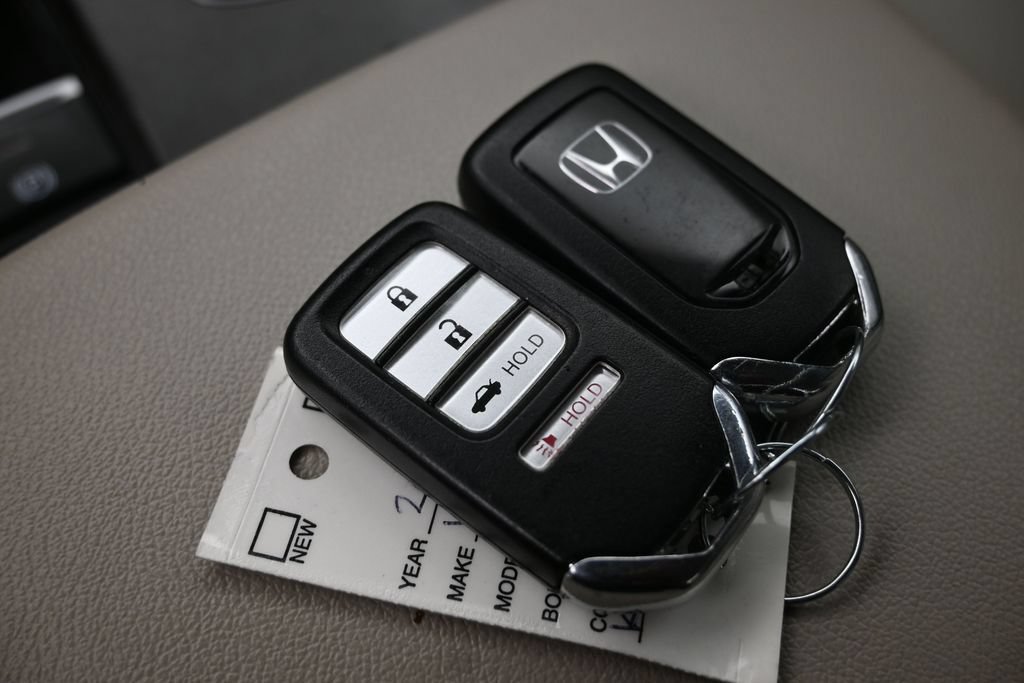 Used 2019 Honda Accord LX image 22
