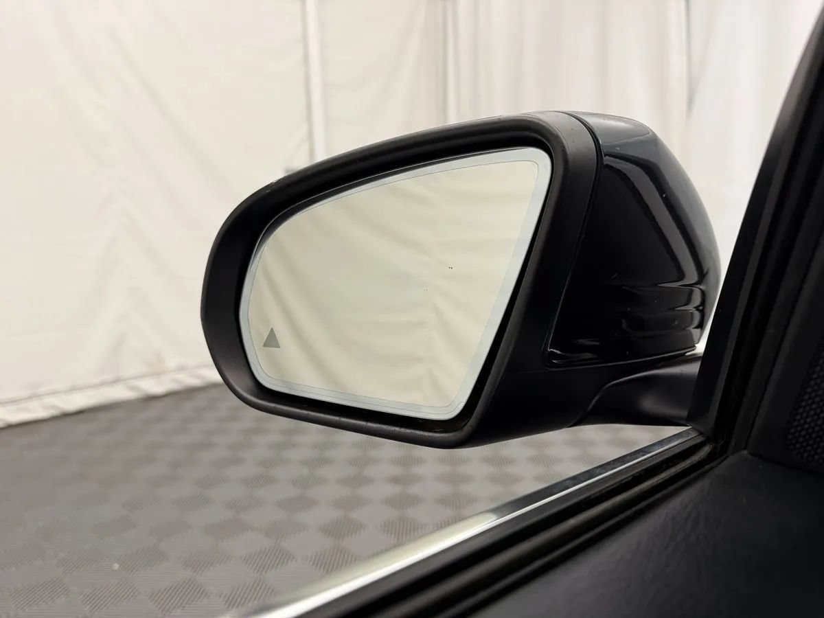 Used 2015 Mercedes-Benz C 300 4MATIC Sedan image 15