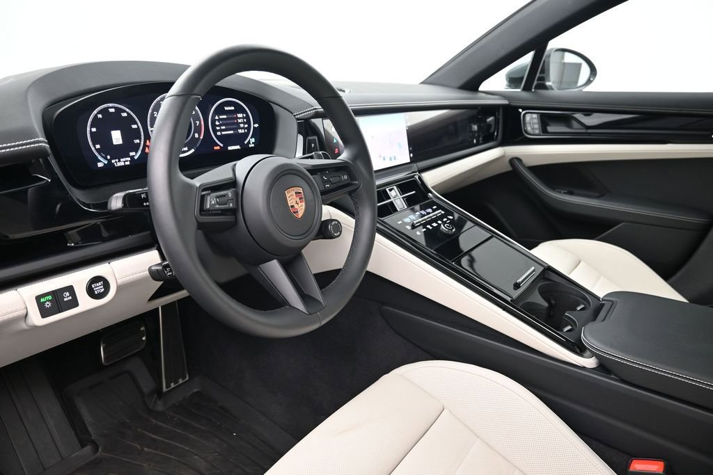Certified 2026 Porsche Panamera image 4