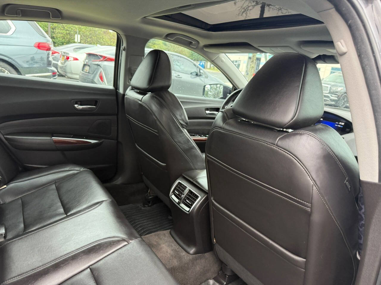 Used 2016 Acura TLX V6 w/ Technology Package image 25