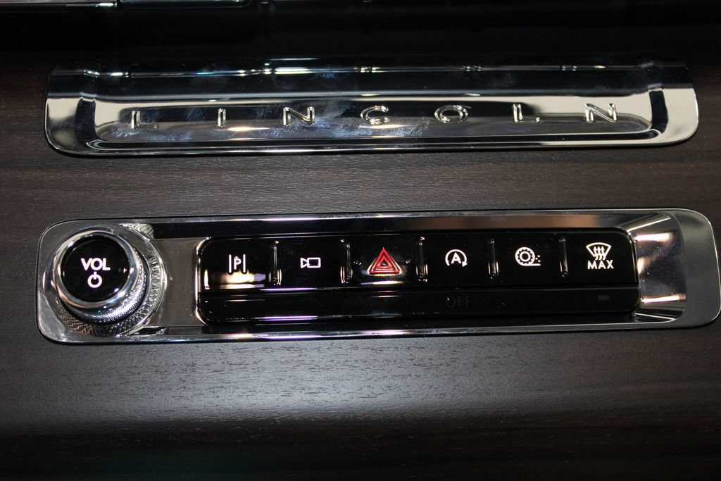 New 2026 Lincoln Aviator Reserve AWD/4WD image 42