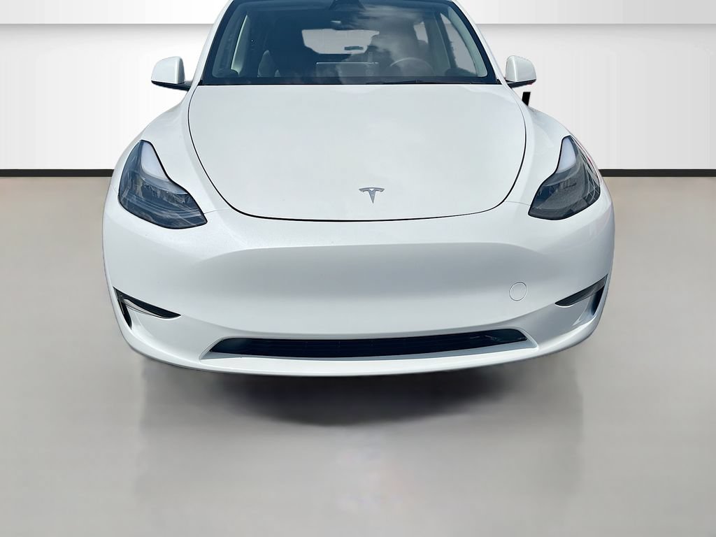 Used 2025 Tesla Model Y Long Range AWD/4WD image 2