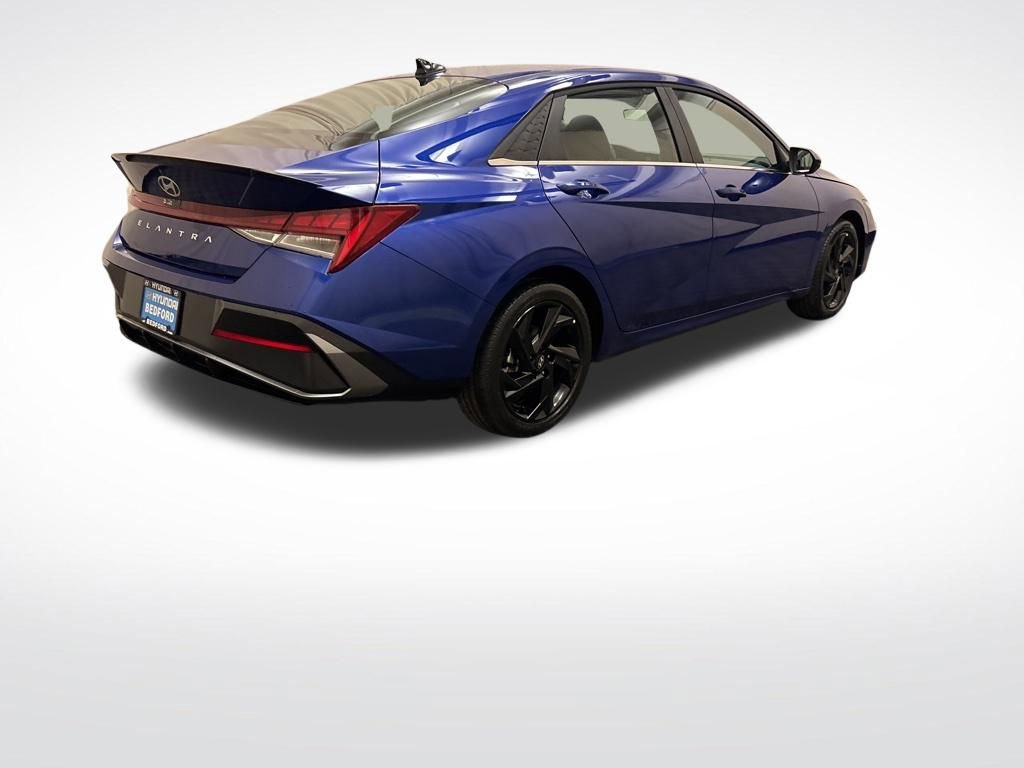 Certified 2026 Hyundai Elantra SEL Sport image 5