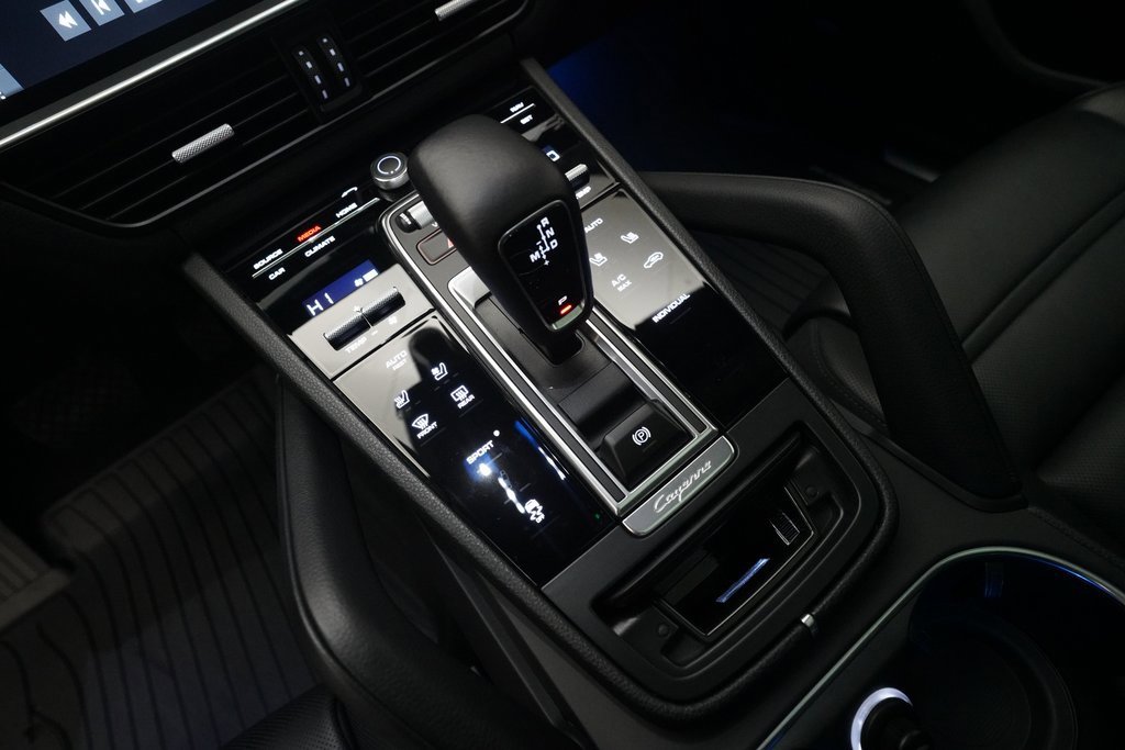 Used 2021 Porsche Cayenne image 25