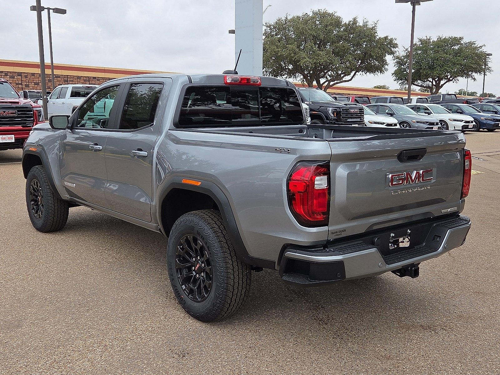 New 2026 GMC Canyon Elevation w/ Convenience Package image 3