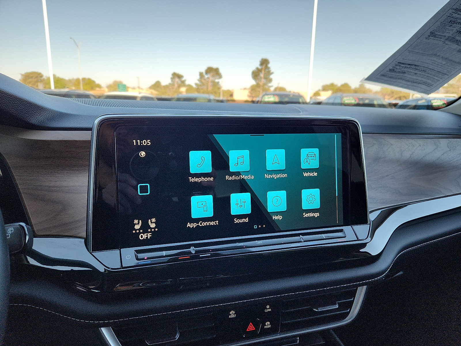 Used 2026 Volkswagen Atlas SE image 19