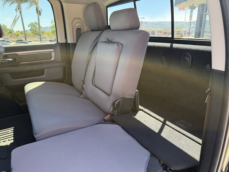Used 2017 RAM 2500 Big Horn AWD/4WD image 30