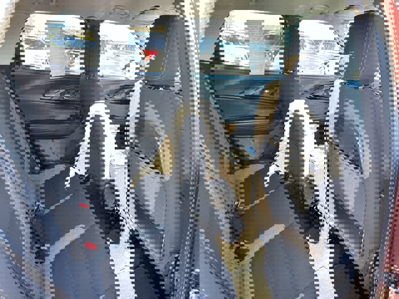 Used 2022 Chevrolet TrailBlazer LT w/ Convenience Package image 17