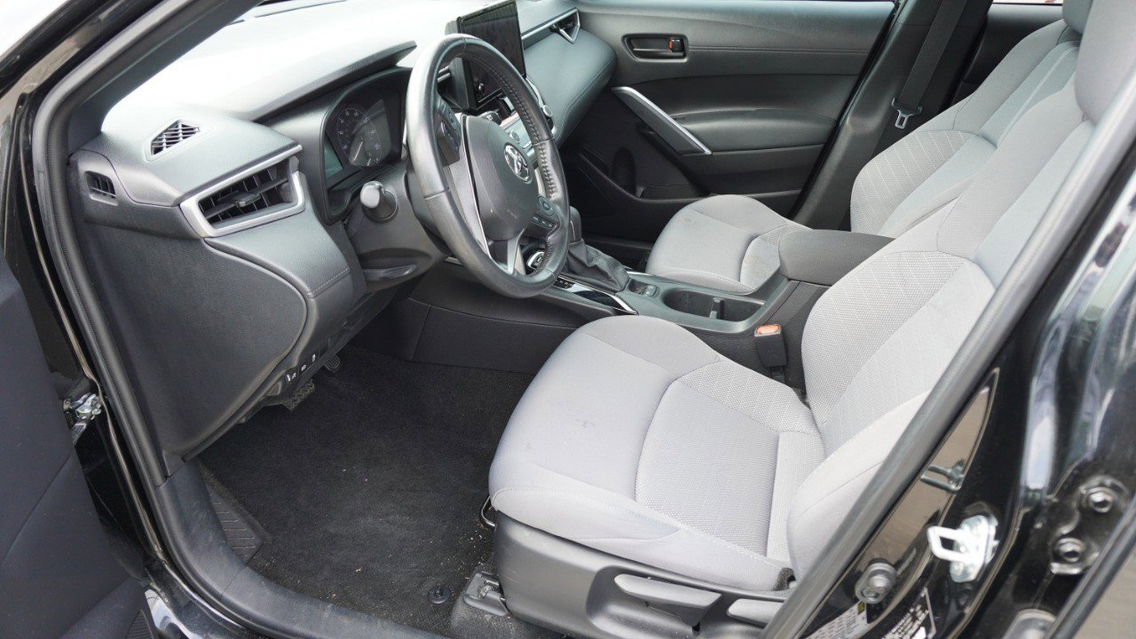 Used 2023 Toyota Corolla Cross SE AWD/4WD image 7