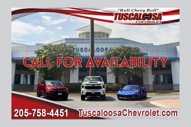 Used 2025 Chevrolet Trax LT FWD image 1