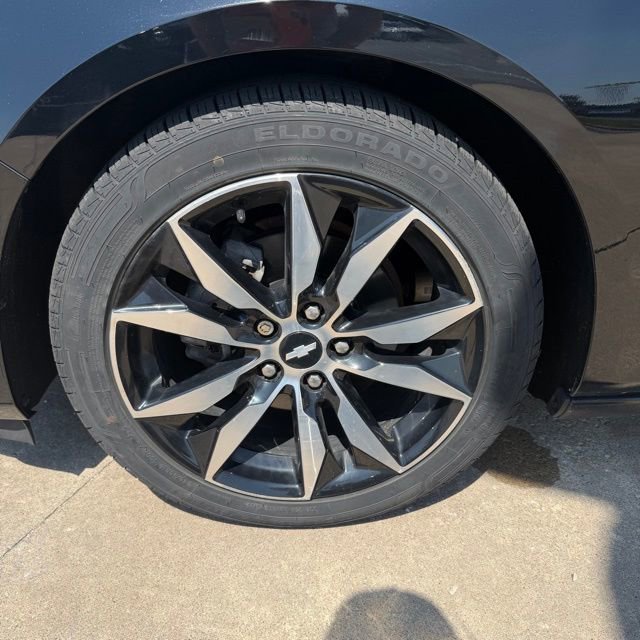 Used 2018 Chevrolet Malibu LT w/ True North Edition image 9