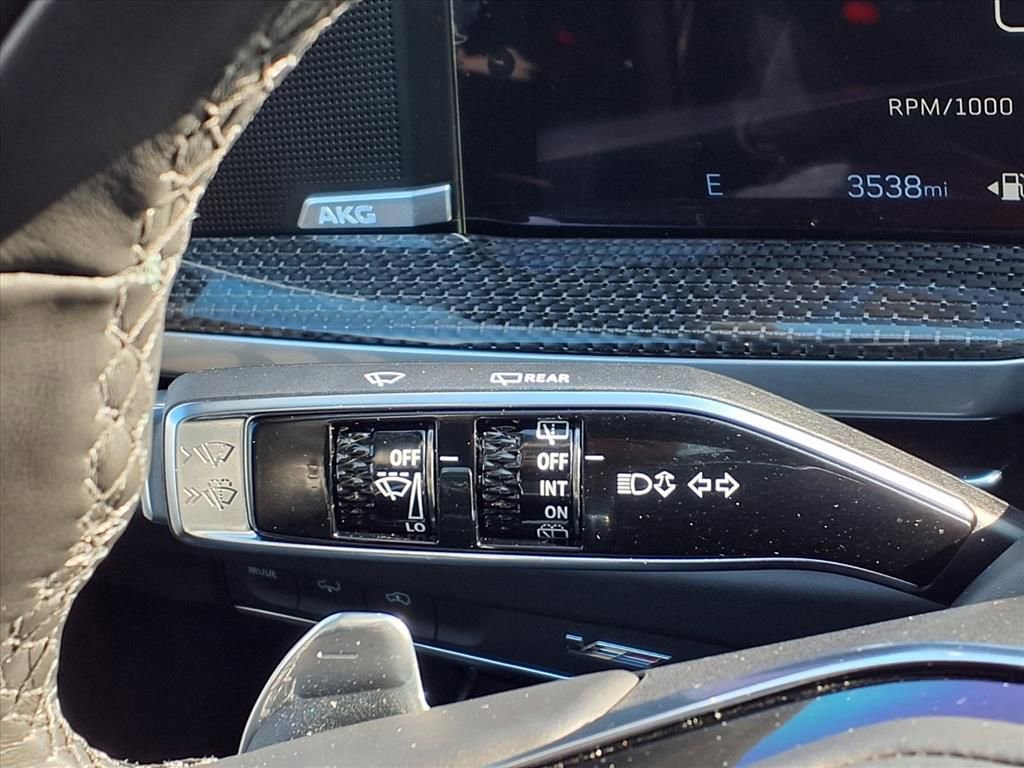 Used 2025 Cadillac Escalade V w/ LPO, Floor Liner Package image 21