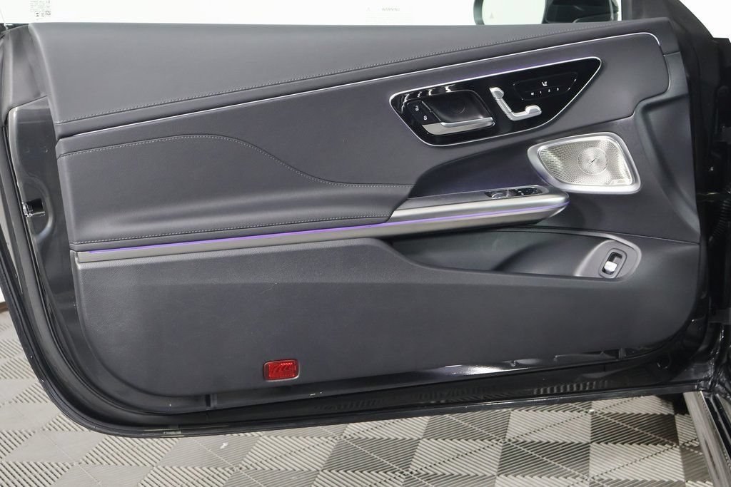 New 2026 Mercedes-Benz CLE 300 4MATIC Coupe image 7