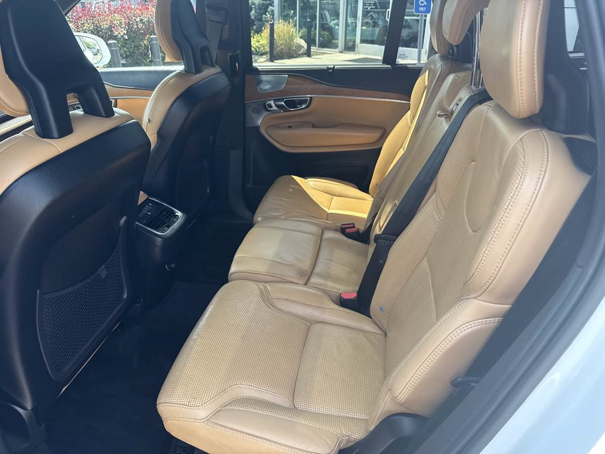 Used 2018 Volvo XC90 T6 Inscription w/ Luxury Package AWD/4WD image 16