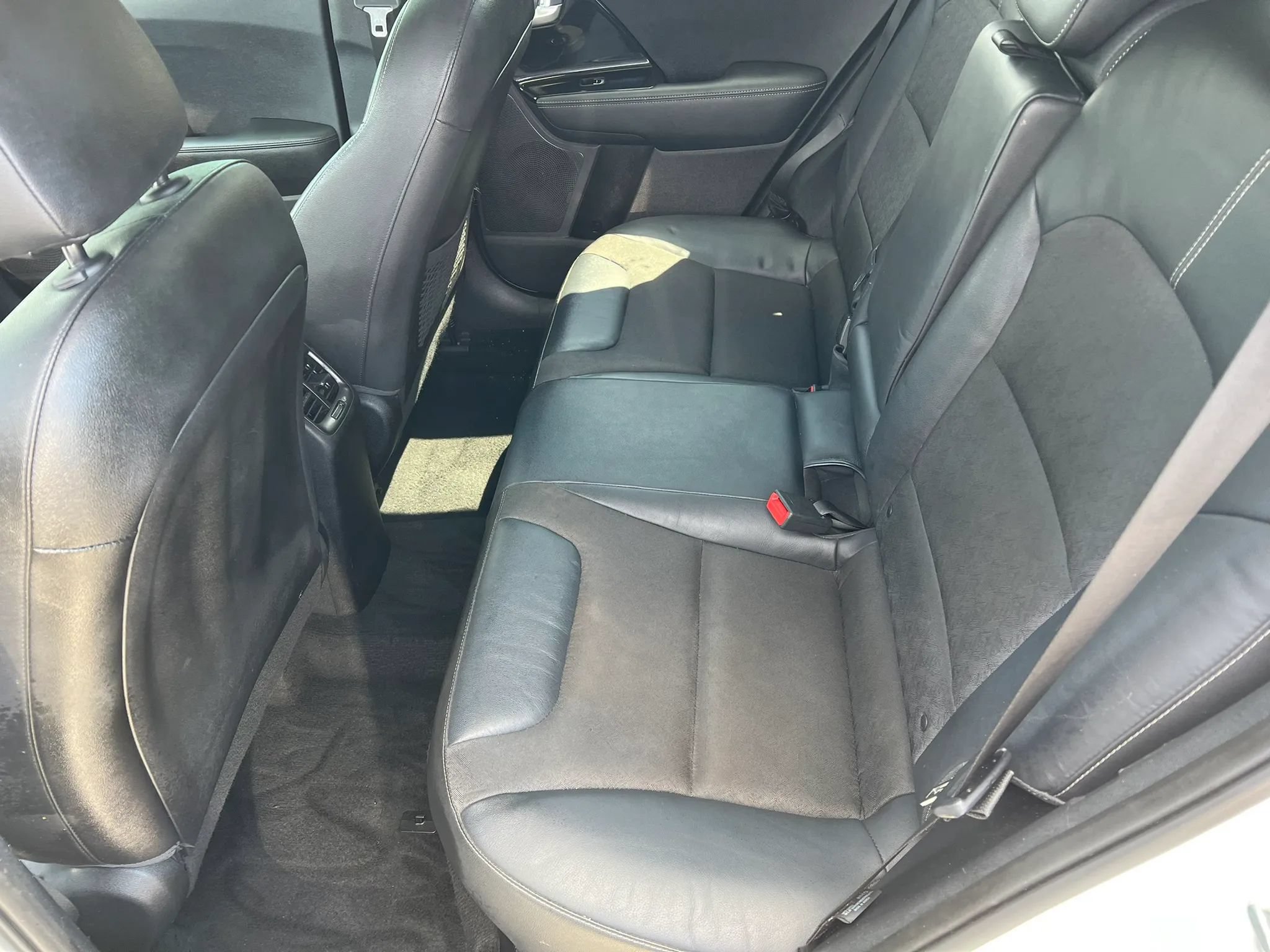 Used 2019 Kia Niro EX FWD image 5