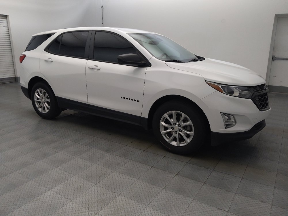 Used 2020 Chevrolet Equinox LS w/ LS Convenience Package FWD image 11