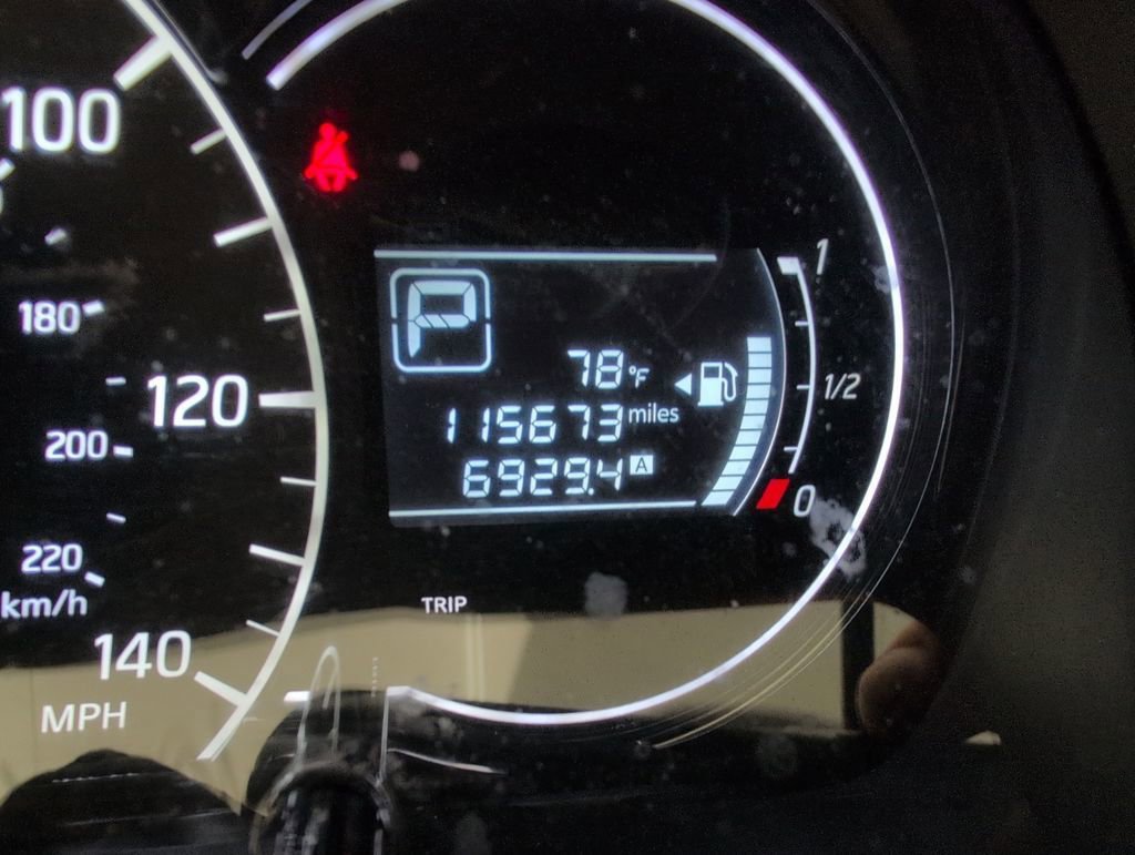 Used 2016 Nissan Versa Note SV FWD image 20