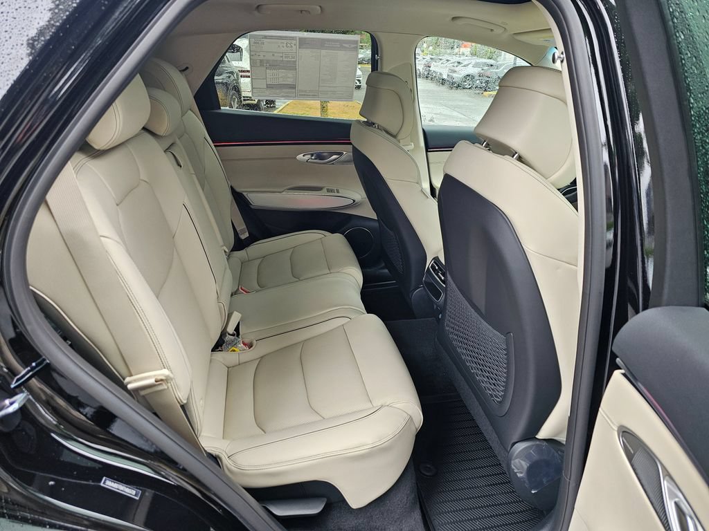 New 2026 Genesis GV70 2.5T Advanced AWD/4WD image 25