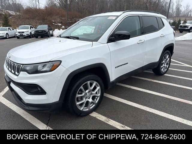 Used 2022 Jeep Compass Latitude image 9