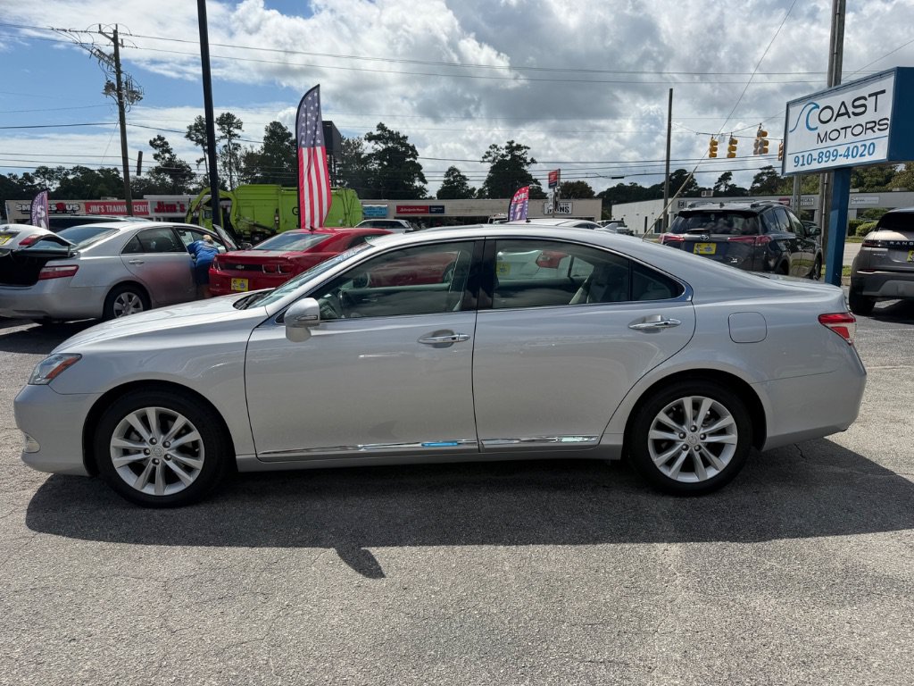 Used 2010 Lexus ES 350 w/ Preferred Accessory Package FWD image 6