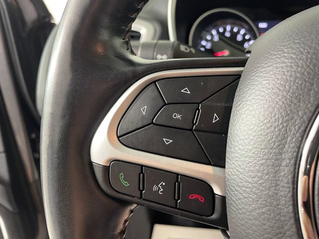 Used 2021 Jeep Compass Latitude w/ Sun and Sound Group AWD/4WD image 13