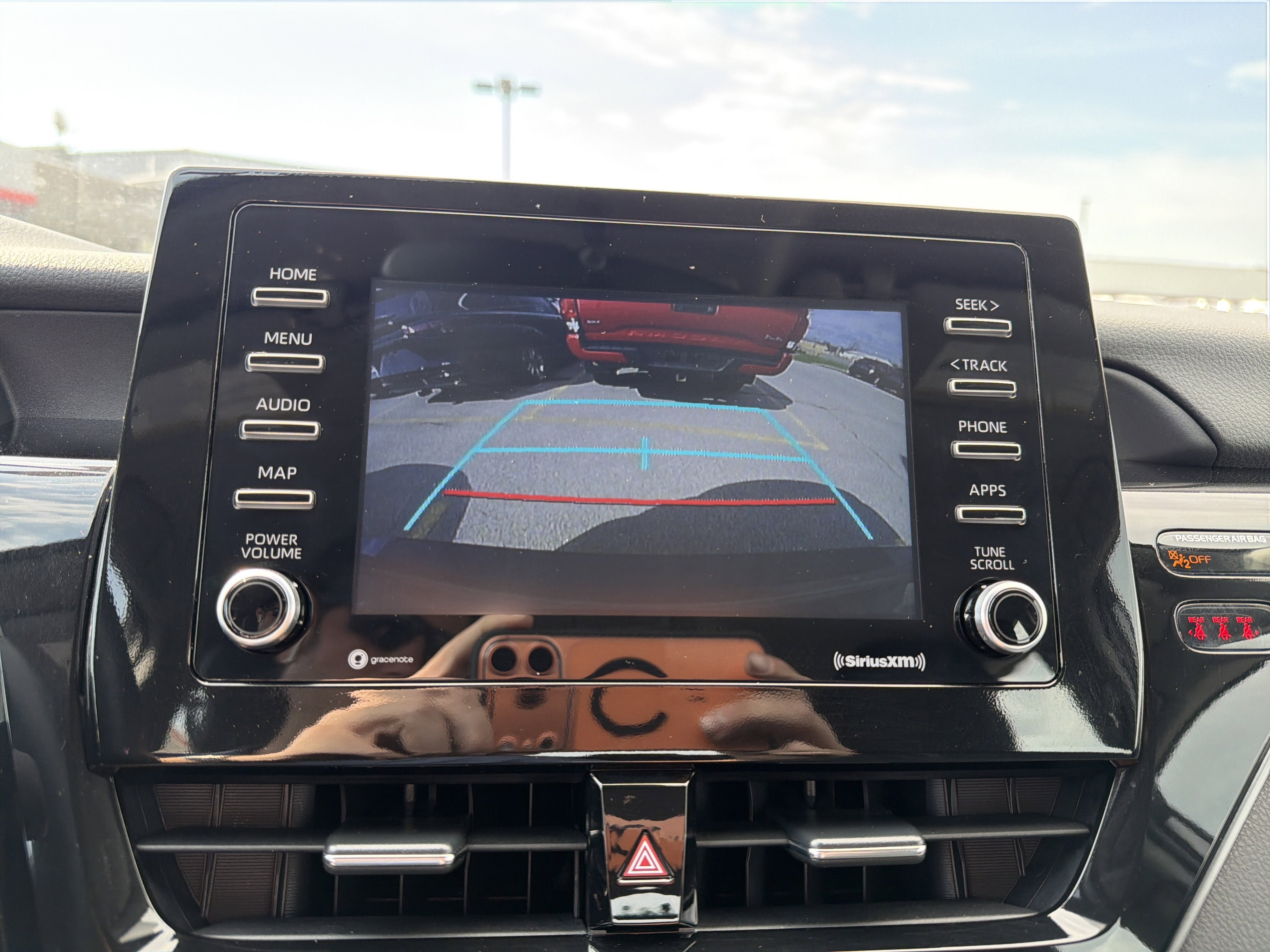 Used 2024 Toyota Camry SE AWD/4WD image 19