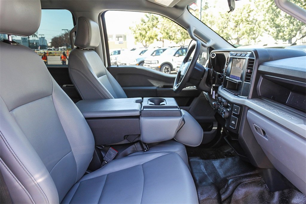 Used 2023 Ford F250 XL w/ XL Chrome Package image 21