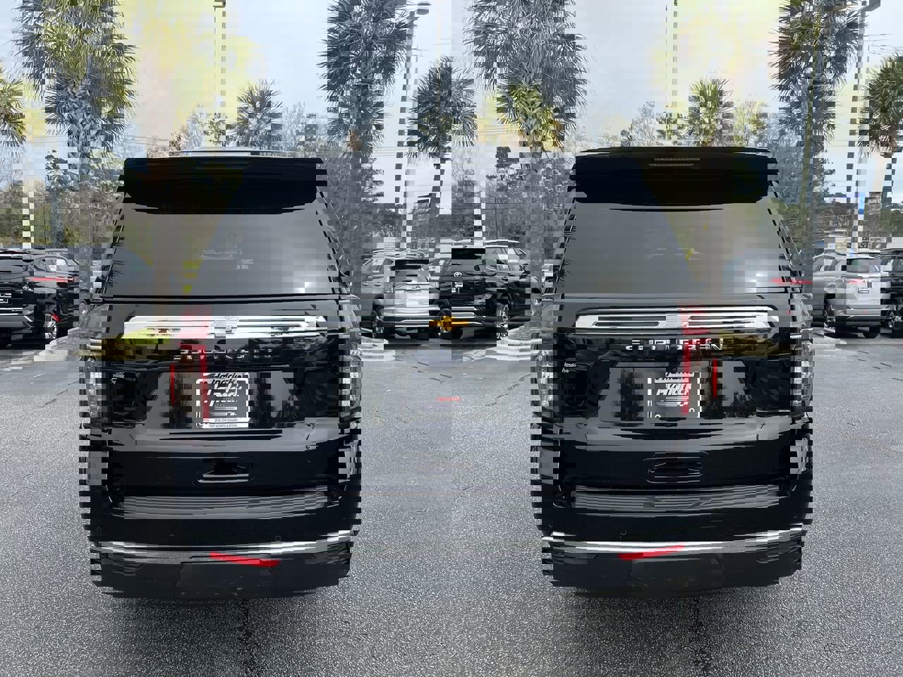 Used 2023 Chevrolet Suburban LS w/ Driver Alert Package image 9