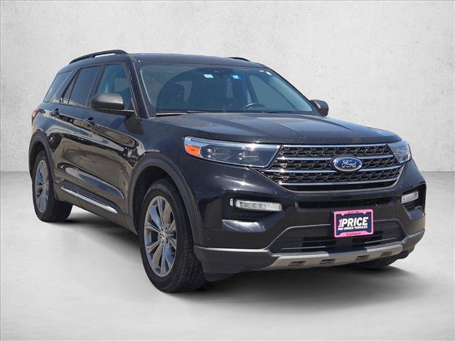 Used 2023 Ford Explorer XLT w/ Equipment Group 202A RWD image 3