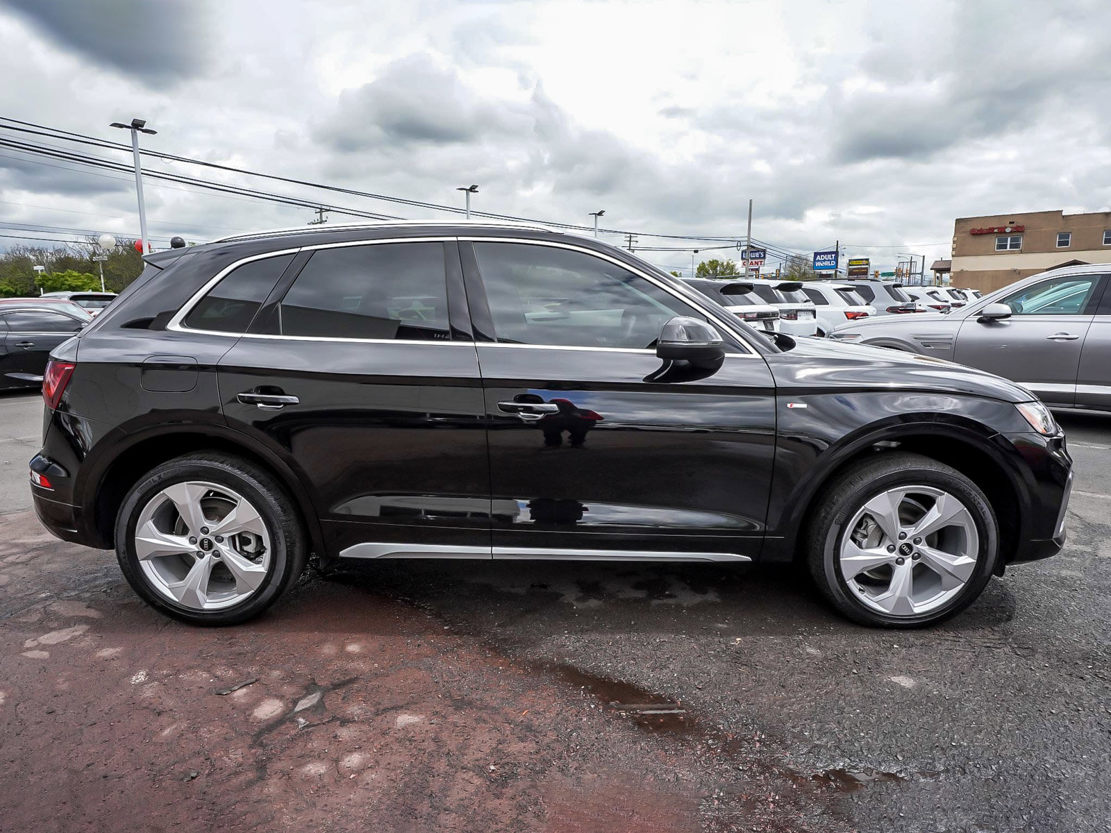 Used 2022 Audi Q5 2.0T Premium Plus w/ Premium Plus Package AWD/4WD image 53