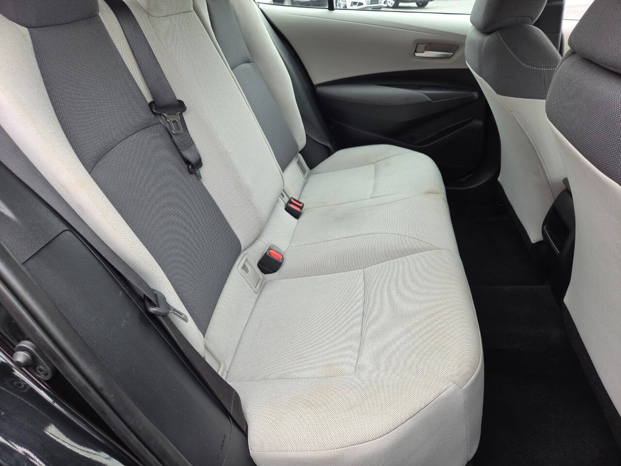 Used 2021 Toyota Corolla L w/ Carpet Mat Package (TMS) FWD image 27