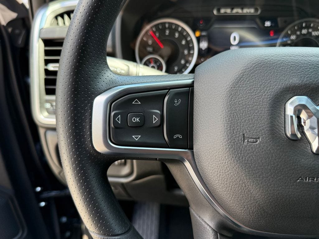 New 2026 RAM 1500 Express AWD/4WD image 23