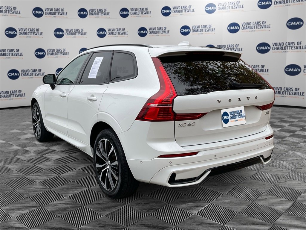 Certified 2023 Volvo XC60 B5 Plus w/ Climate Package image 3