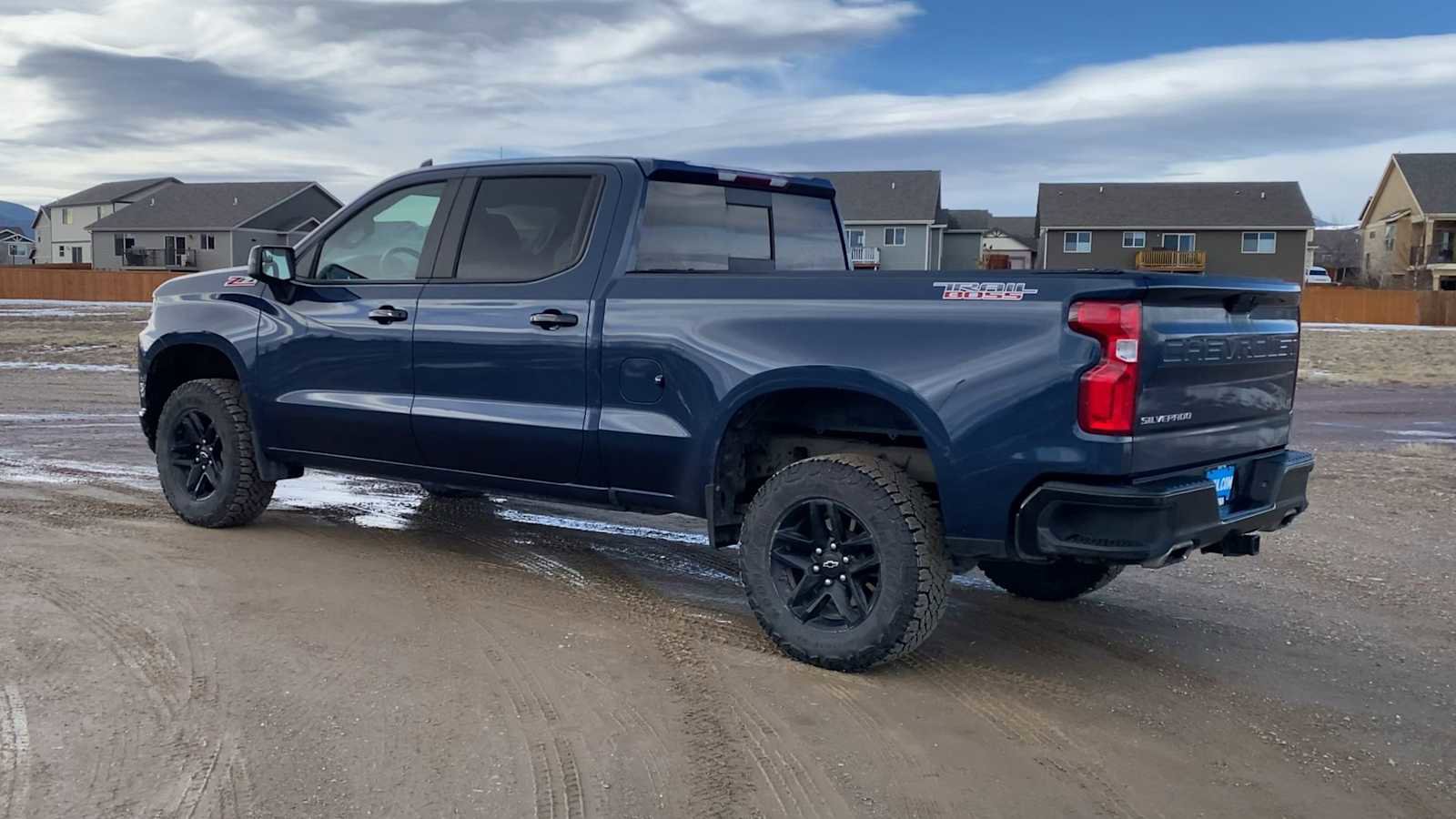 Used 2021 Chevrolet Silverado 1500 LT Trail Boss w/ Convenience Package II AWD/4WD image 6
