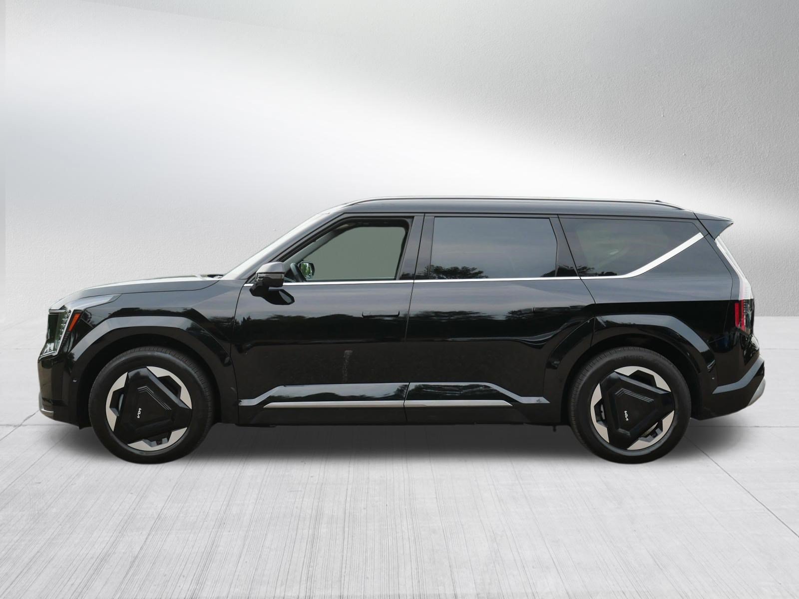 Certified 2024 Kia EV9 Land AWD/4WD image 4