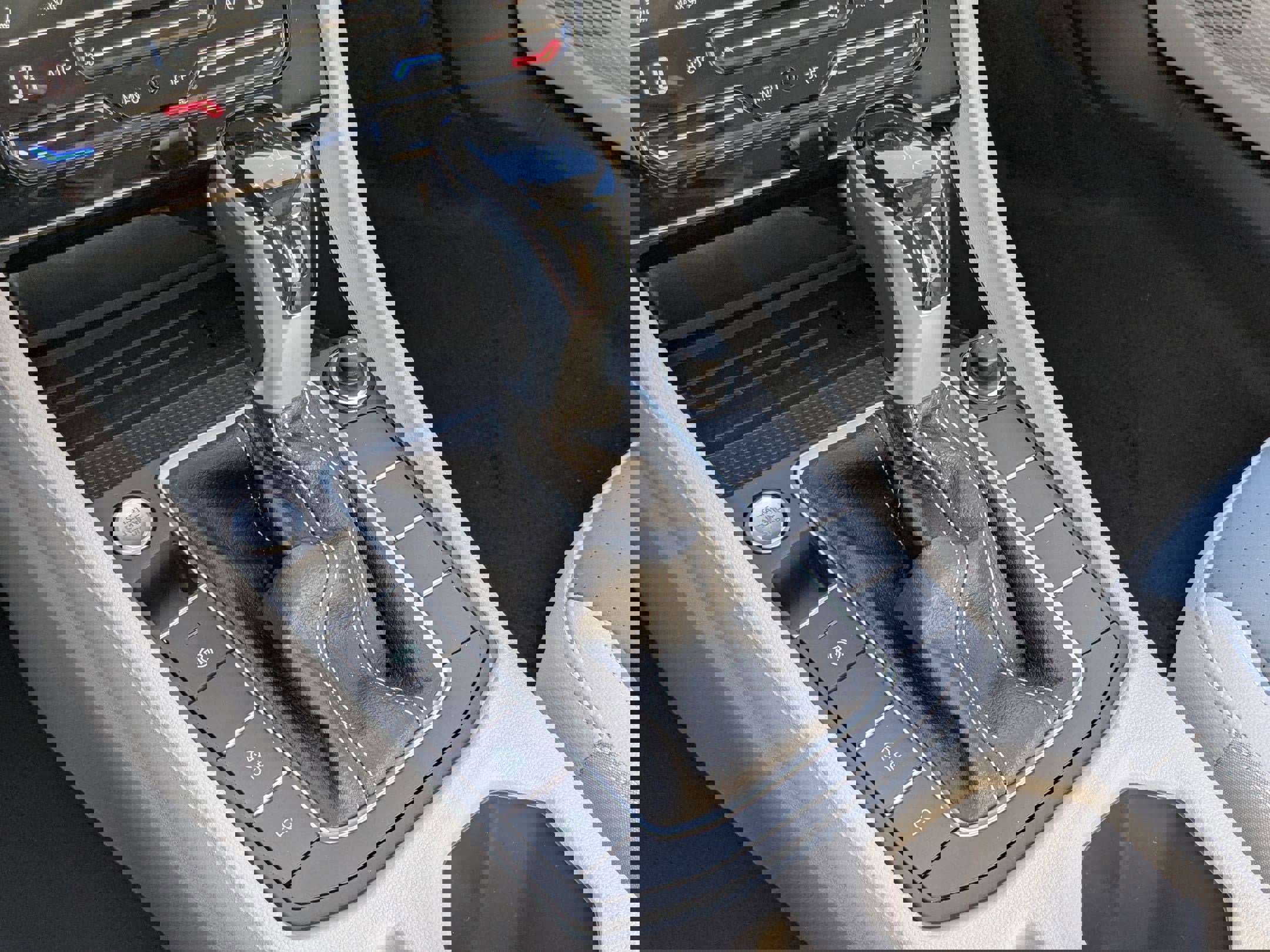 New 2026 Volkswagen Jetta SE image 24