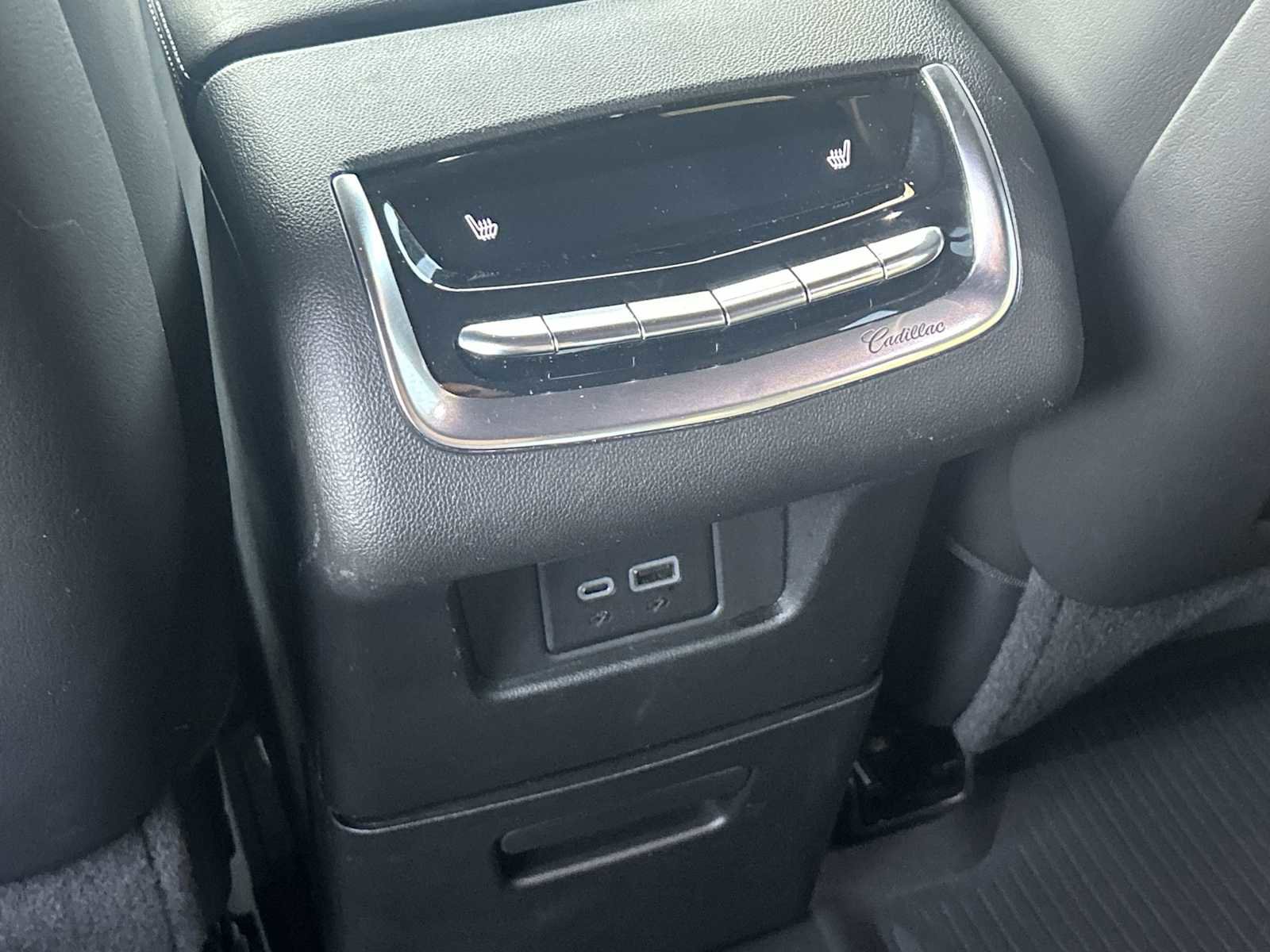 Certified 2024 Cadillac XT6 Sport w/ LPO, Floor Liner Package image 22