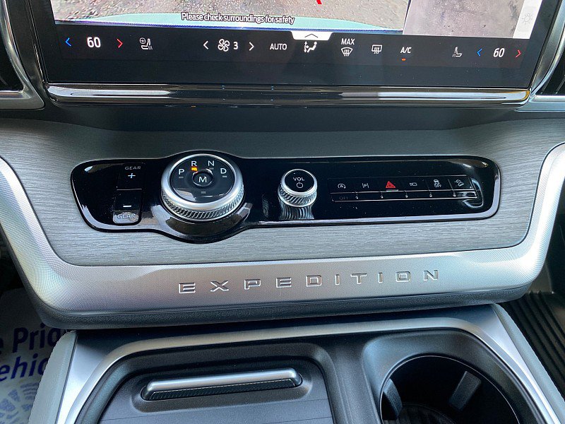 Certified 2025 Ford Expedition Platinum AWD/4WD image 53