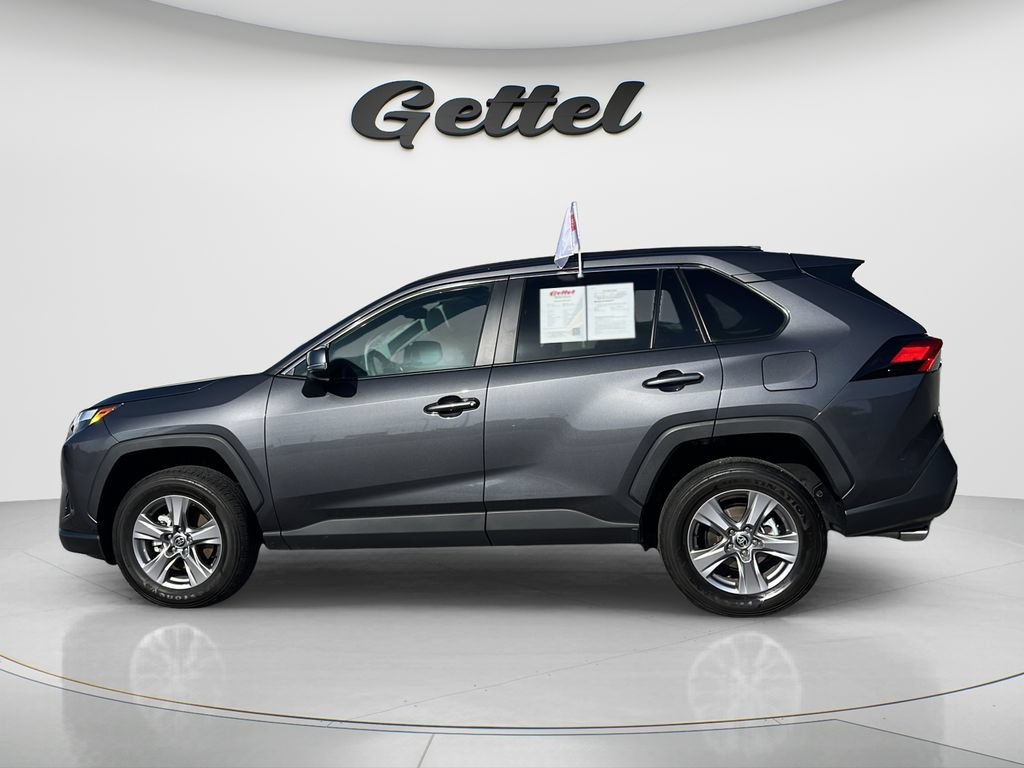 Used 2025 Toyota RAV4 XLE w/ Convenience Package FWD image 8
