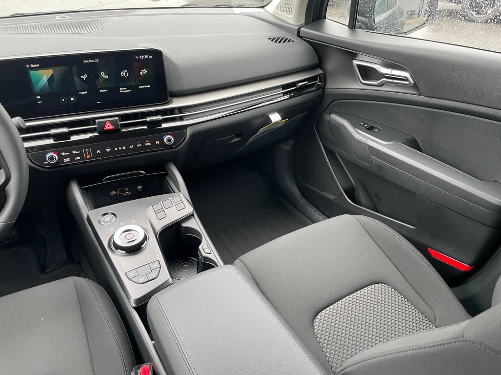 New 2026 Kia Sportage LX FWD image 21