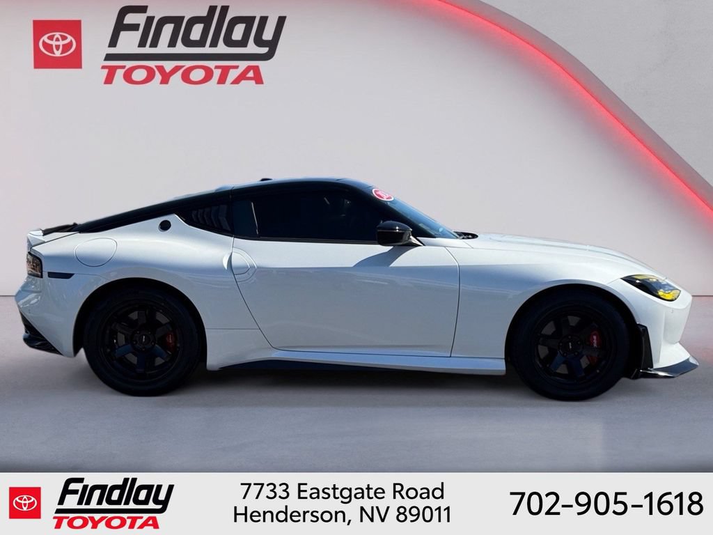Used 2024 Nissan Z Performance w/ Floor Mat Package RWD image 11