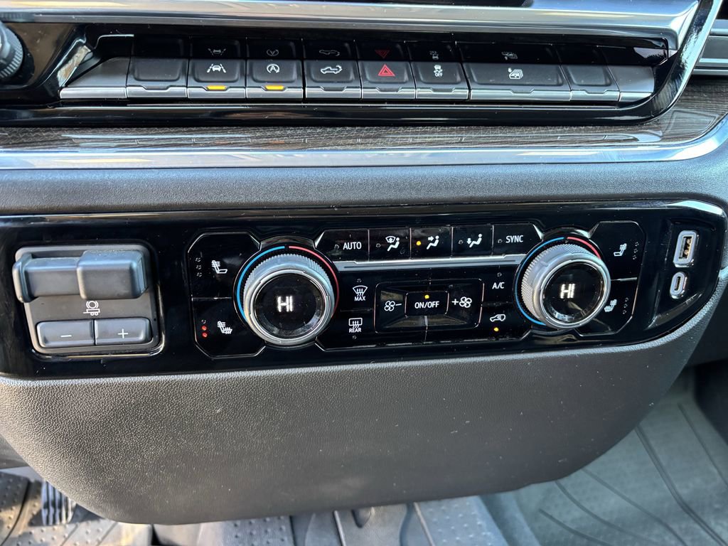 Used 2024 Chevrolet Silverado 1500 LT w/ Protection Package RWD image 16