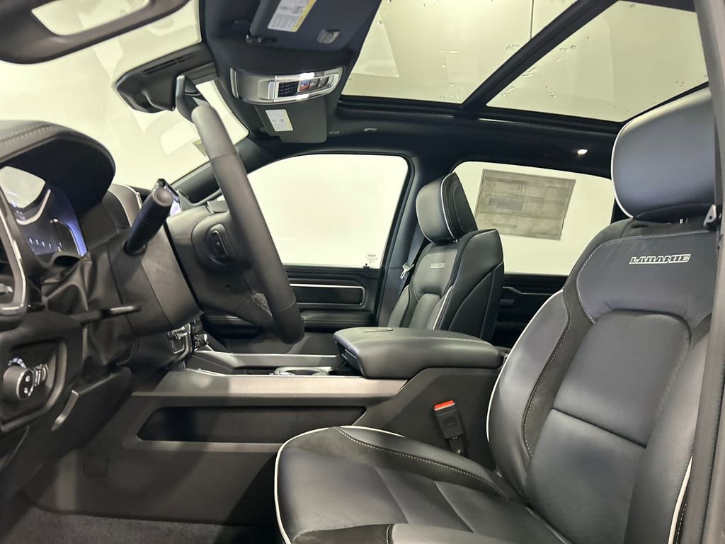 New 2026 RAM 1500 Laramie w/ Night Edition AWD/4WD image 15