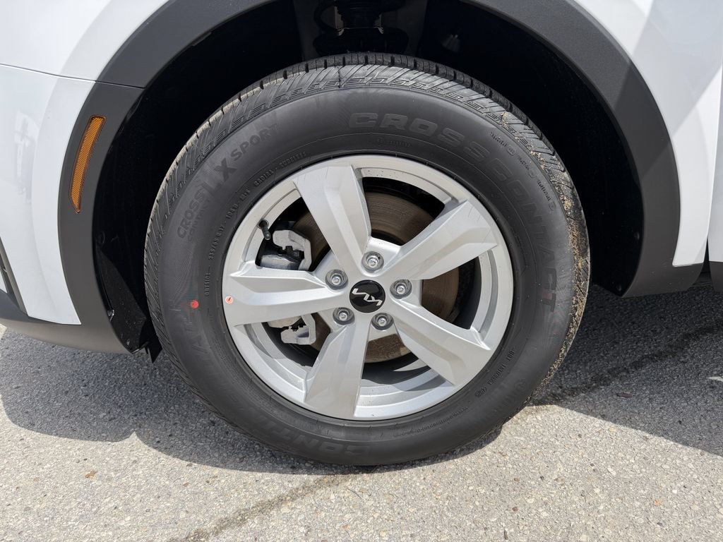 New 2026 Kia Sorento LX FWD image 26