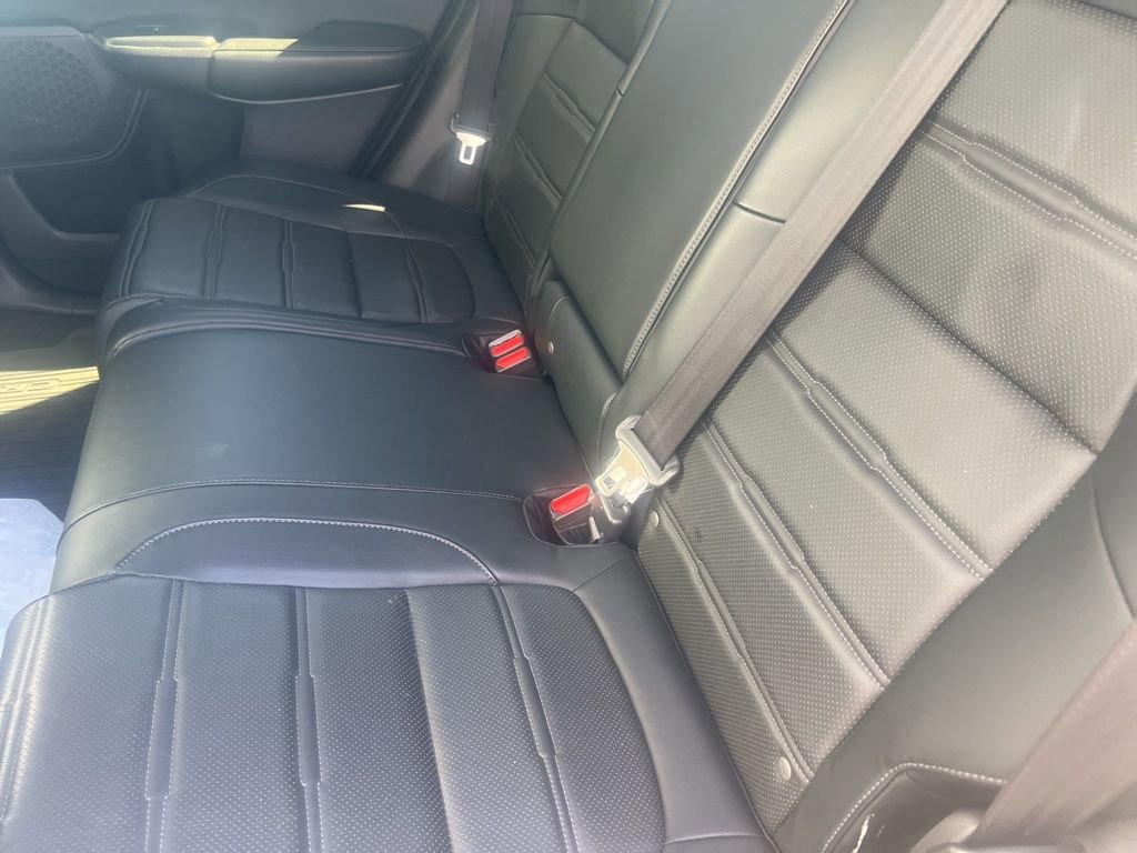 Used 2017 Honda CR-V Touring image 4