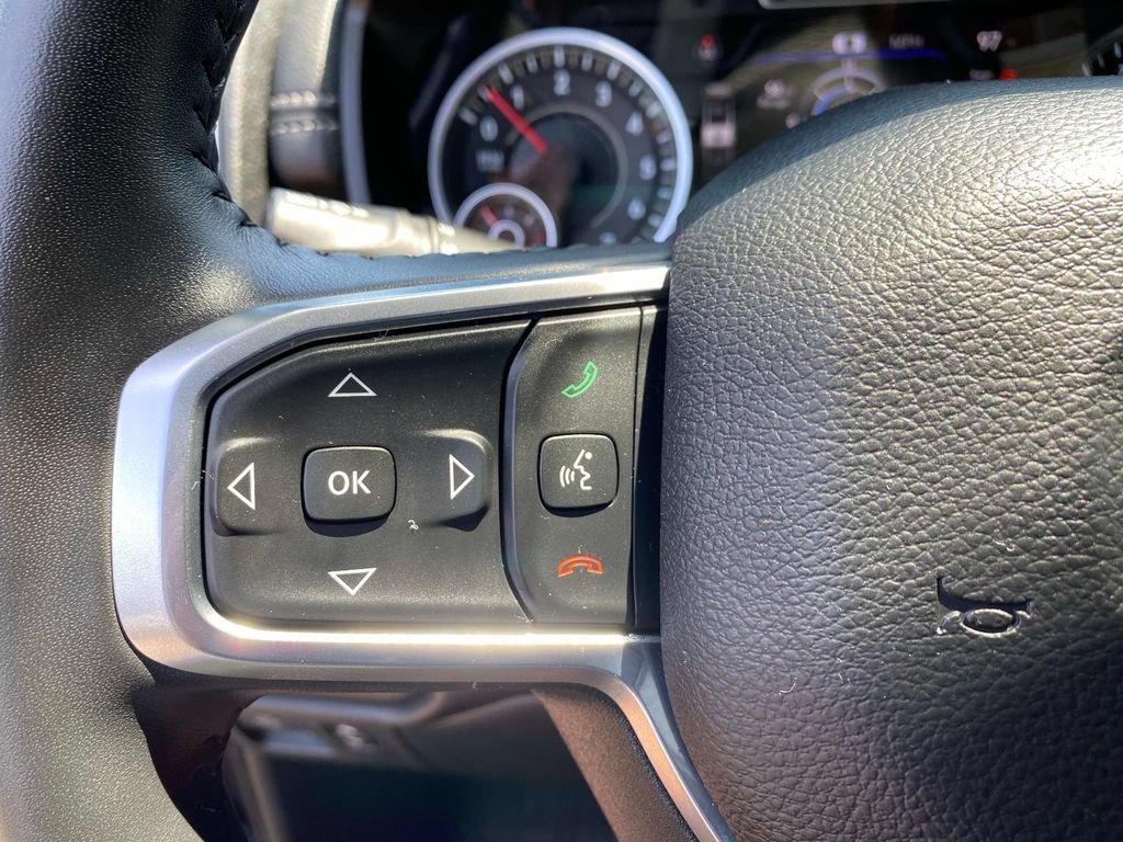 Used 2024 RAM 1500 Laramie AWD/4WD image 19