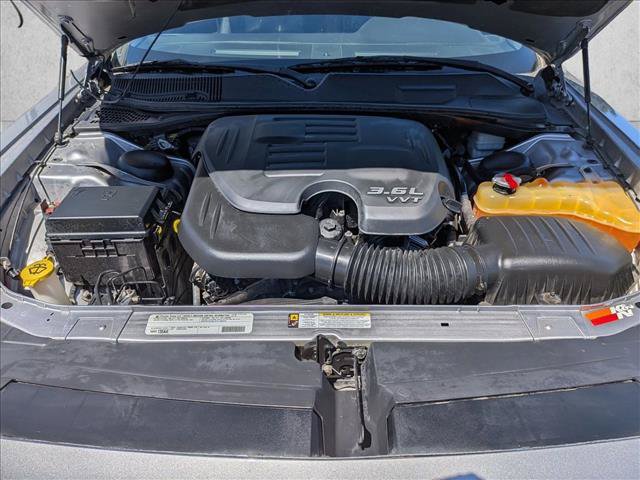 Used 2011 Dodge Challenger RWD image 20
