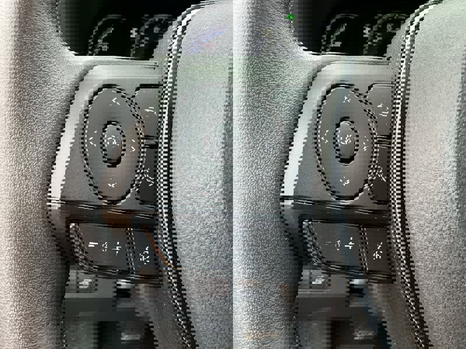 Used 2025 Toyota RAV4 XLE w/ Convenience Package image 22